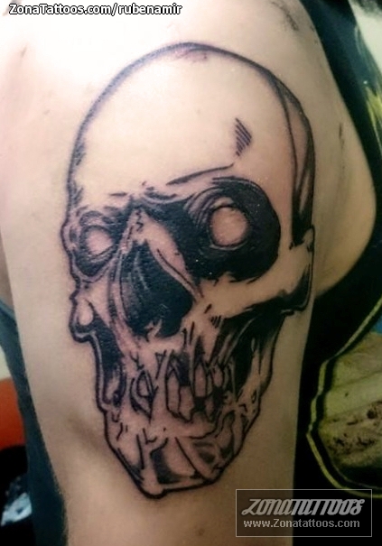 Tattoo of Skulls, Gothic