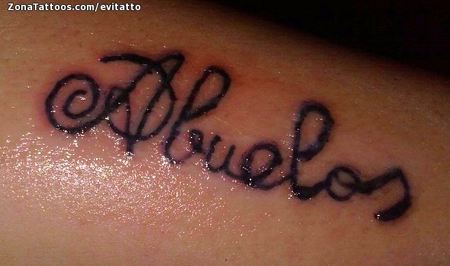 Tatuaje de Evitatto