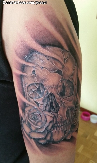 Tattoo of Skulls, Roses, Gothic