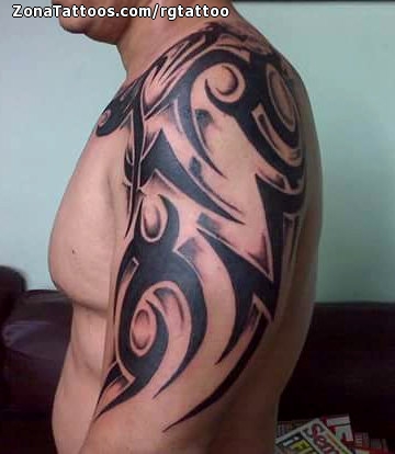 Tatuaje de RGTattoo