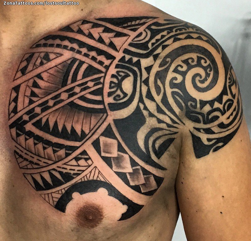 Tatuaje de Maoríes, Pecho, Hombro