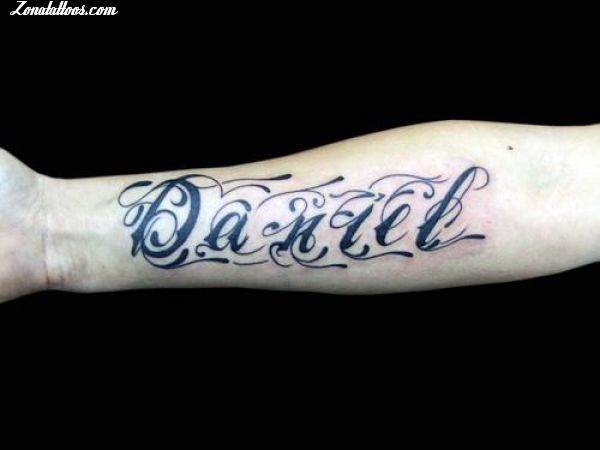 Imagenes De Tatuajes Con Letras Goticas Tatuajes