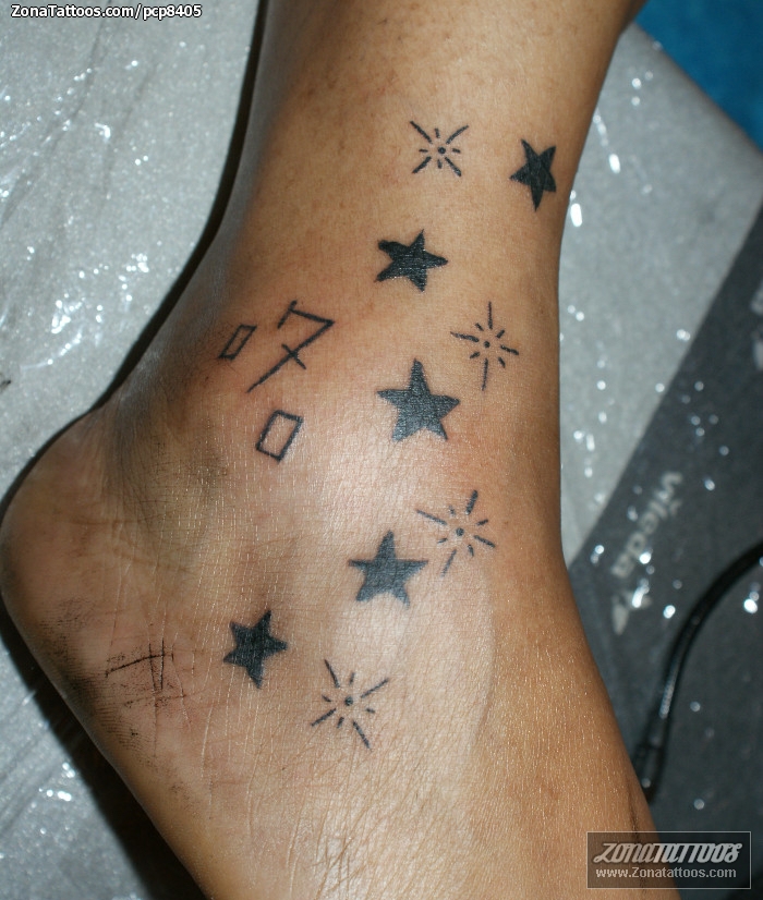 41 Amazing Star Tattoos and Ideas for Women  StayGlam