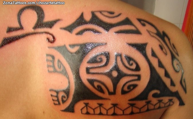 Tatuaje de chozartetattoo