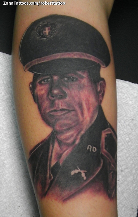 Tatuaje de RobertTattoo