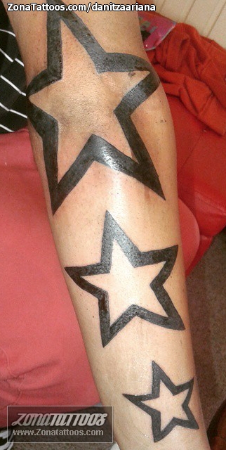 Tatuaje de Estrellas, Brazo