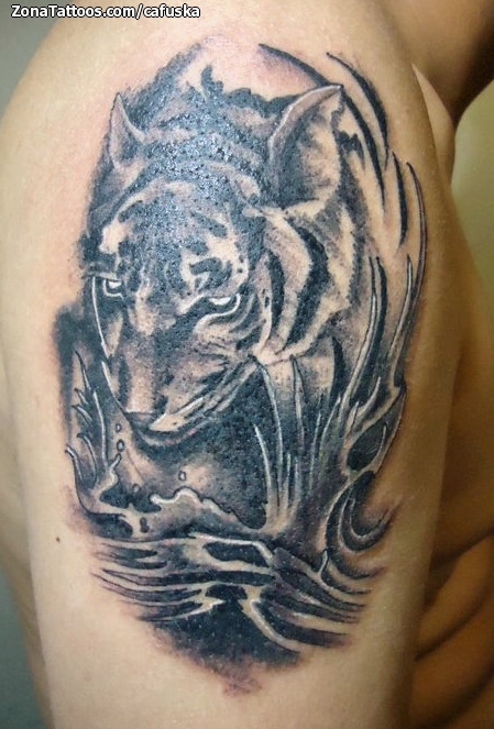 Tattoo of Tigers, Water, Waves