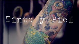 Tinta y Piel: Detrás del artista del tatuaje