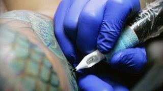 Zhimpa y su tatuaje